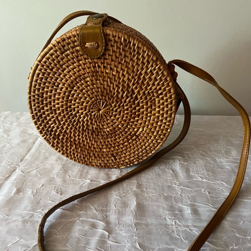 Round Woven Tan Crossbody Bag